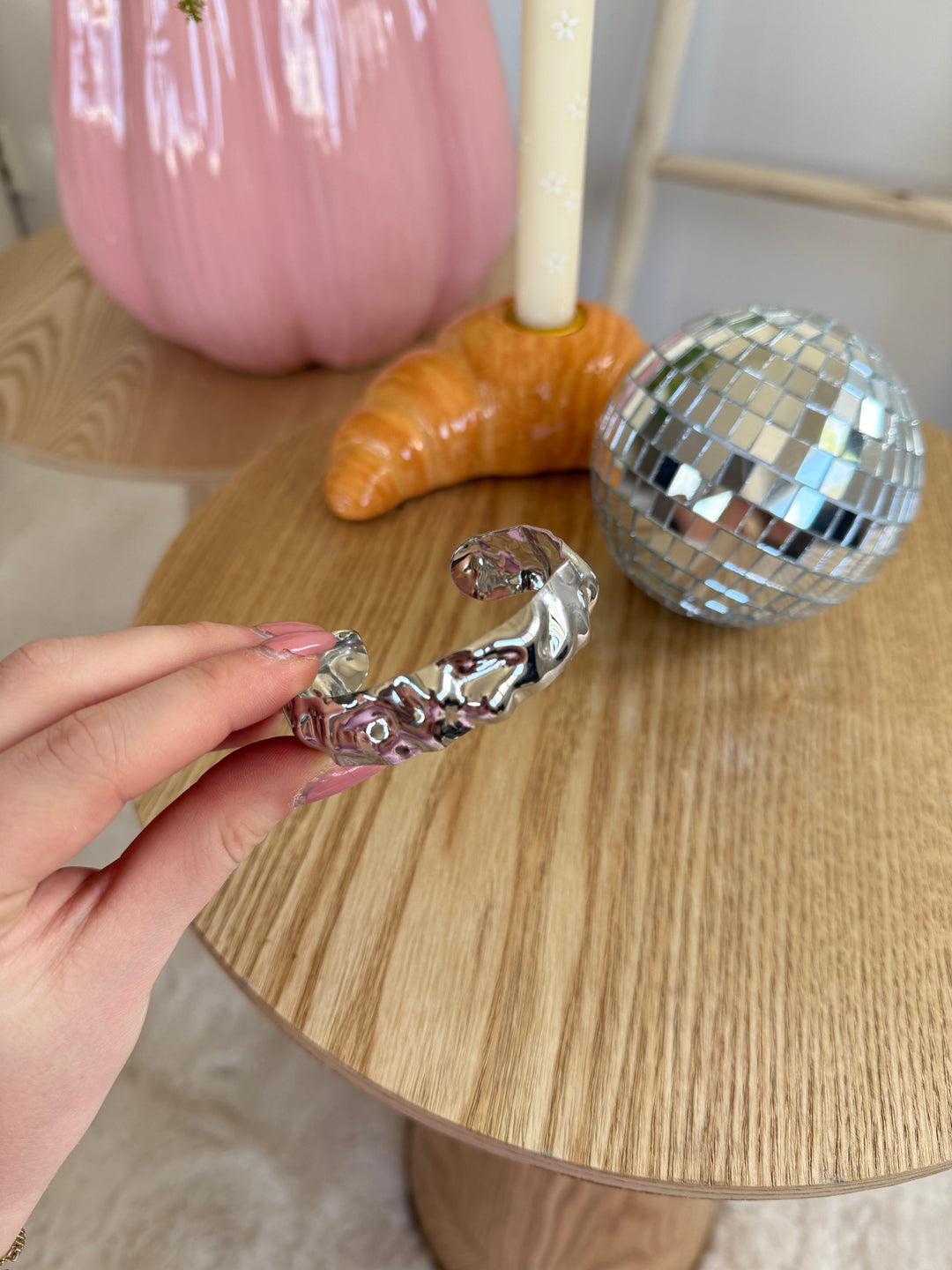Waves of elegance bangle