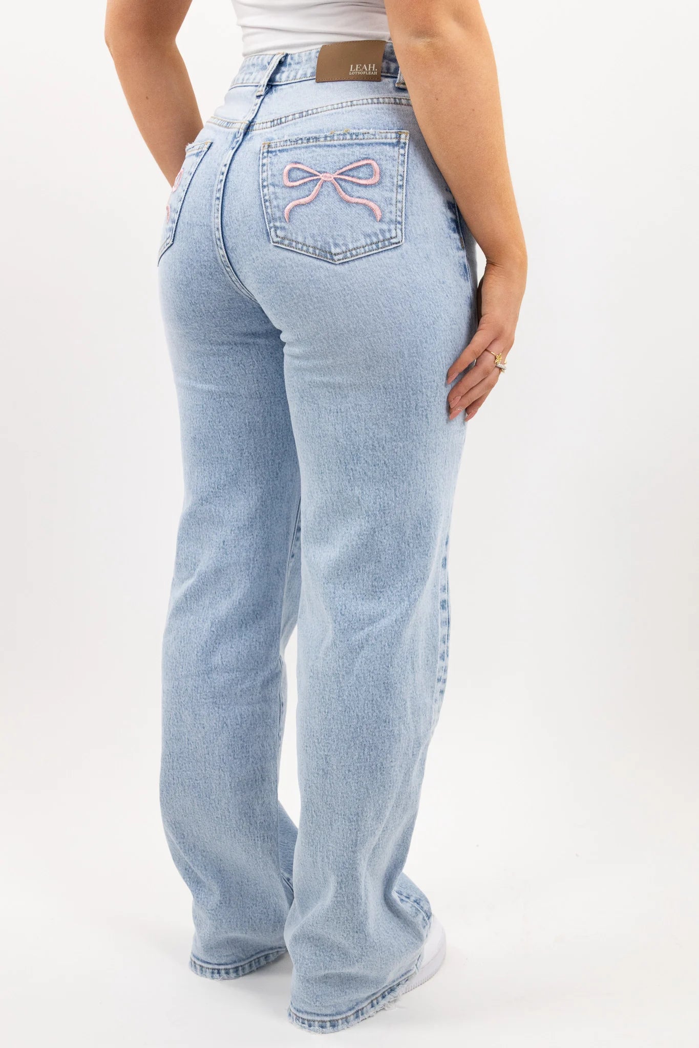 Pink bow jeans & leah base pink