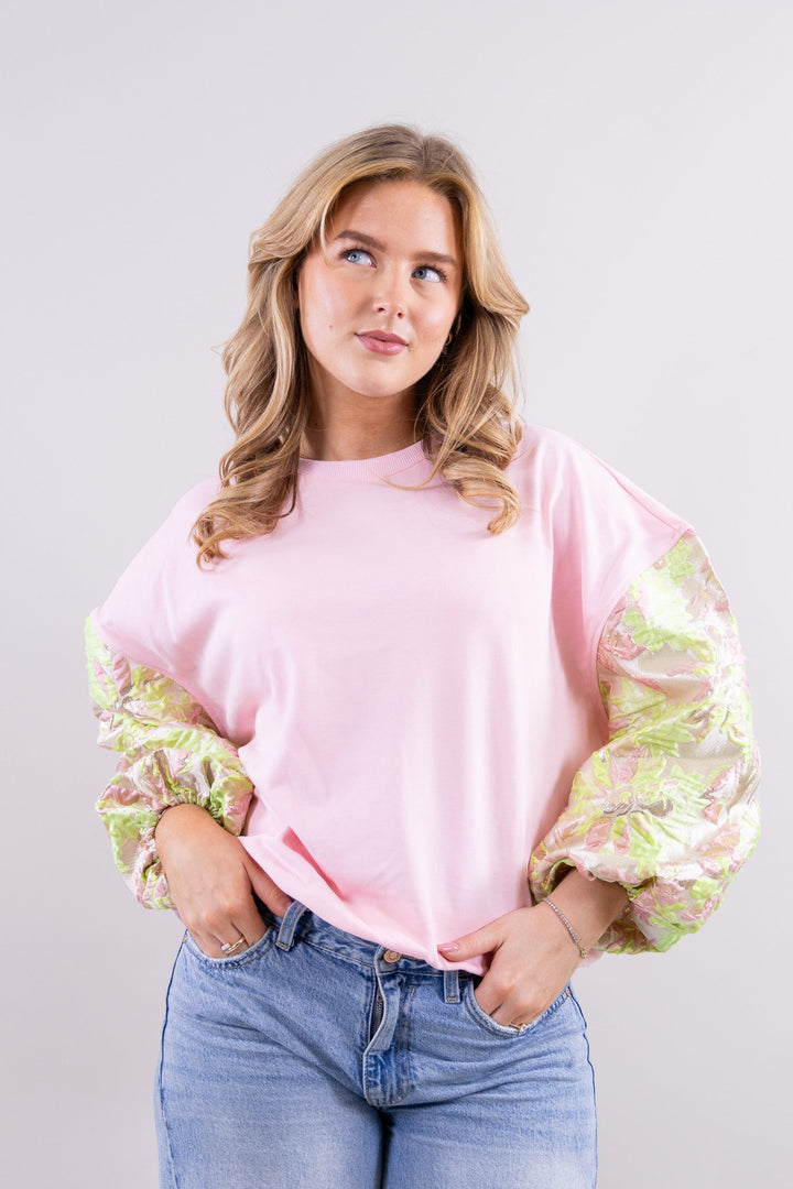 Joya flower sweater