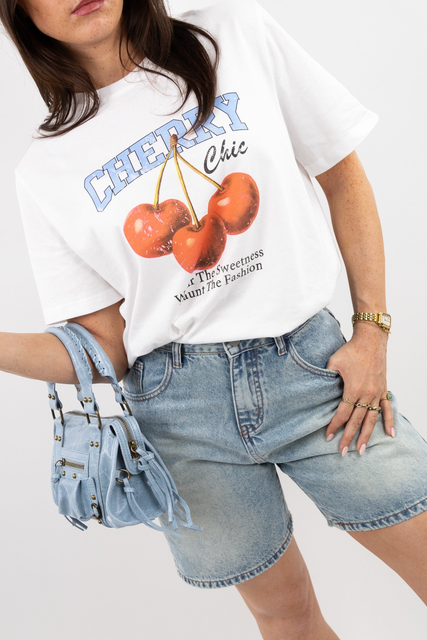 Cherry chic tee